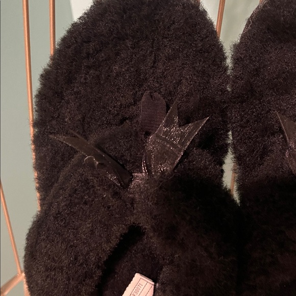UGG Women's Flip Flop Slippers - Picture 5 of 10